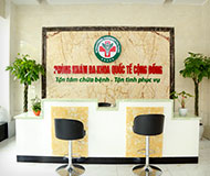 quầy lễ tân phòng khám