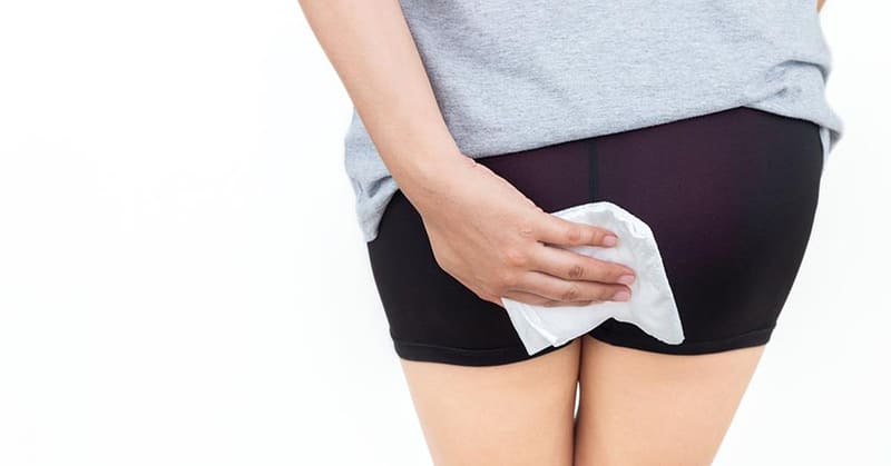 Nhận biết dấu hiệu bị trĩ nội - Dịch hậu môn tiết nhiều