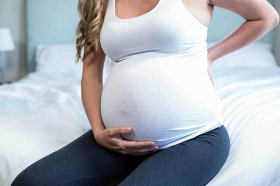 Bị trĩ khi mang thai có ảnh hưởng tới thai nhi không?