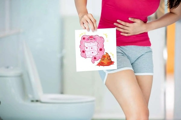 Đại tiện ra máu tươi vì sao cần thăm khám sớm?