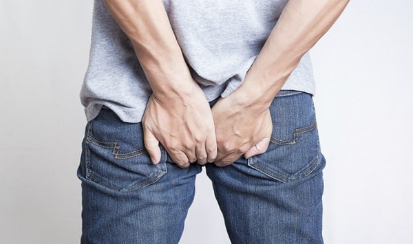 Ai không nên chữa ngứa hậu môn bằng tỏi?