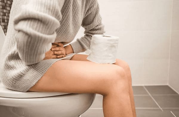 Táo bón đau bụng dưới tác động đến sức khỏe ra sao?